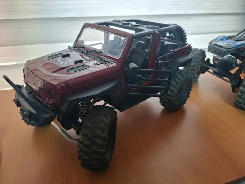 RC 4x4 Off-Road Roja - 3