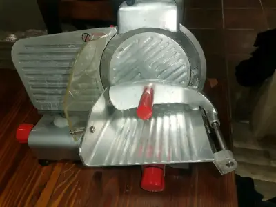 Maquina Cortadora de fiambres Beckers - miniatura 4