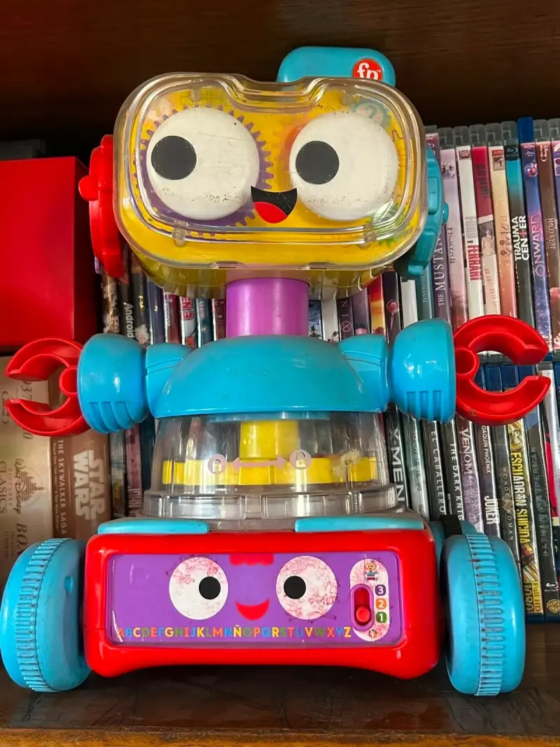 Robot educativo Fisher-Price para niños