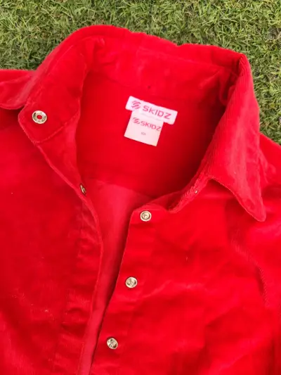 Camisa roja Skidz Talla 10 - miniatura 2
