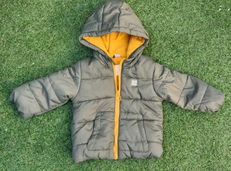 Chaqueta de niño Fun Days verde con capucha
