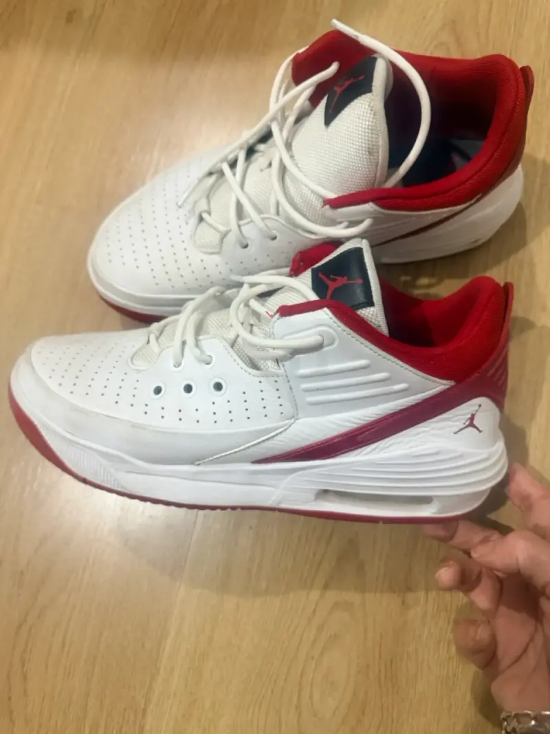 Zapatillas deportivas Nike Air blancas y rojas - 4