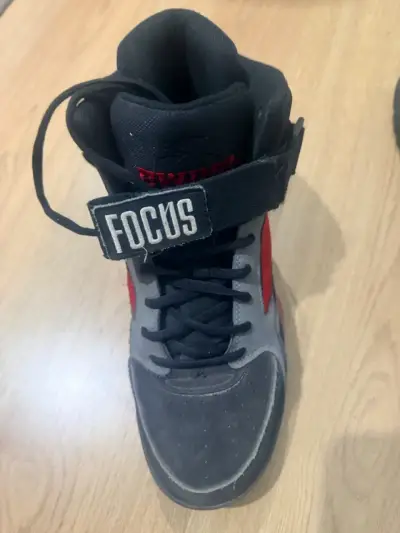Zapatillas altas Ewing negras y rojas - miniatura 2