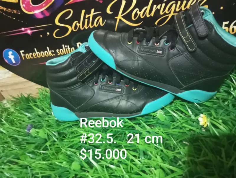 Zapatillas Reebok negras talla 32.5