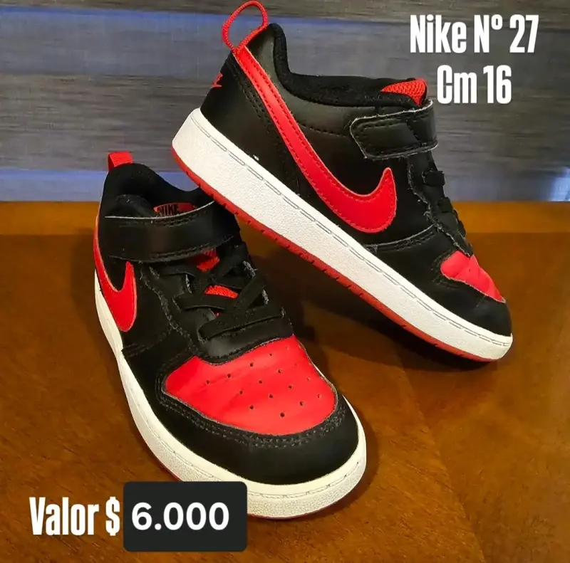 Zapatillas Nike para niños talla 27 negras y rojas