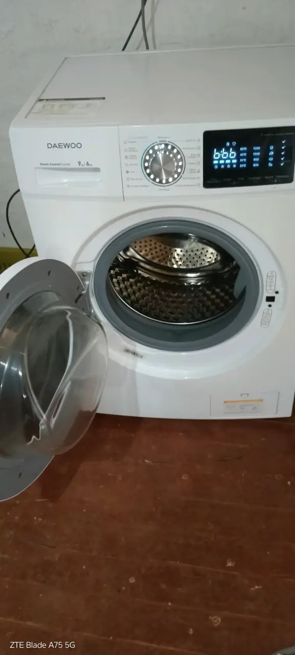Lavadora Daewoo 9 kg con Inverter - 2