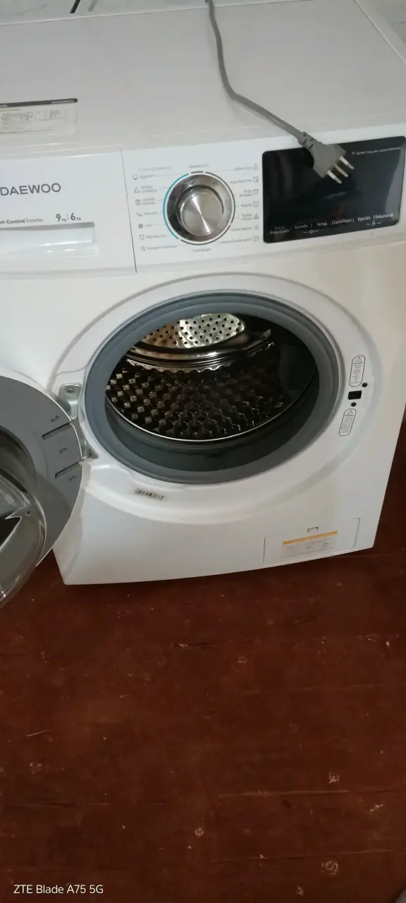 Lavadora Daewoo 9 kg con Inverter - 5