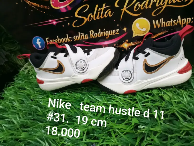 Zapatillas Nike Team Hustle D 11 para niños, talla 31