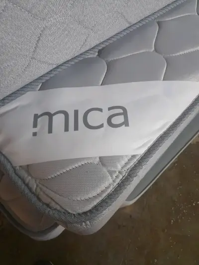 Colchón Mica Spring III Flex en buen estado - miniatura 1