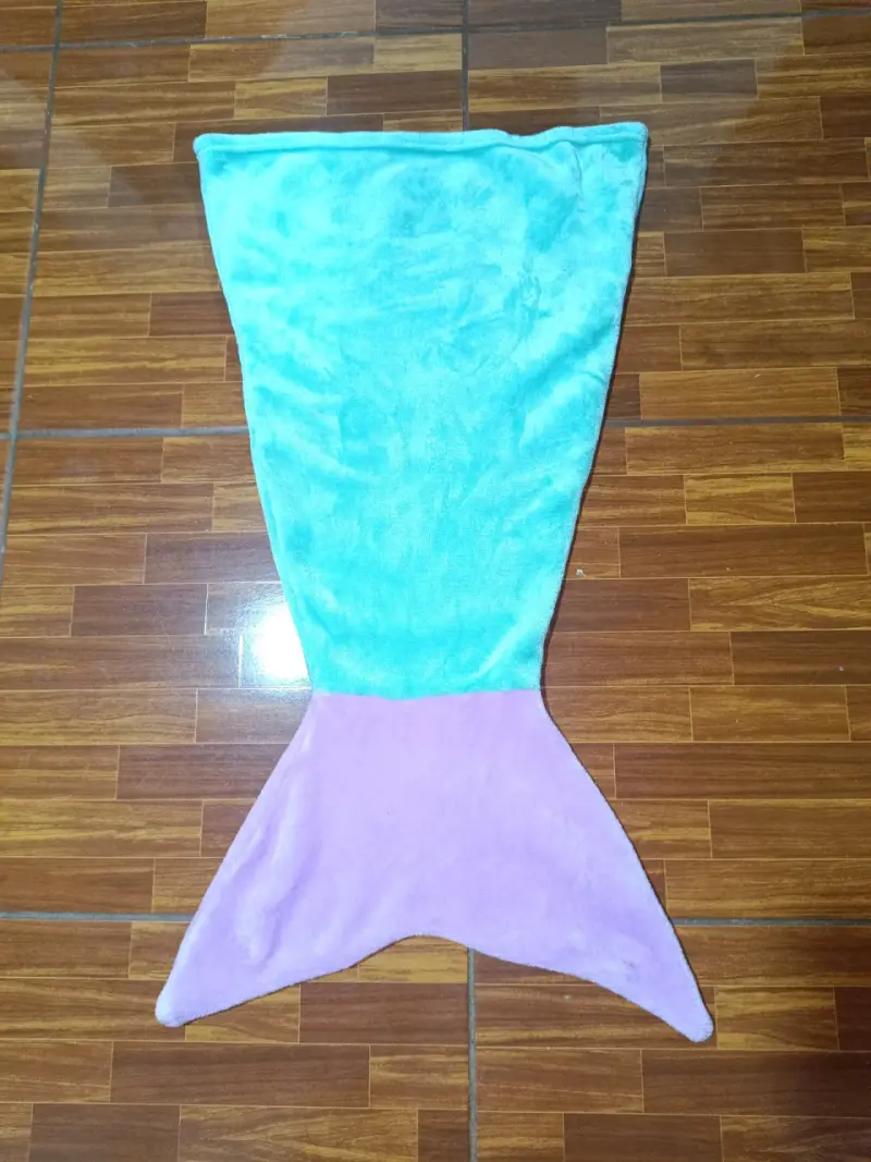 Abrigo de niña con capucha y diseño de gato - 3