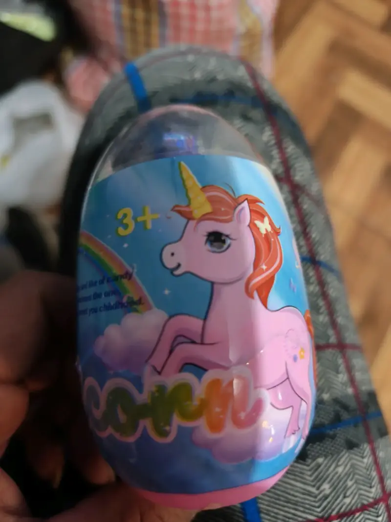 Juguetes de unicornio en cápsulas sorpresa - 3