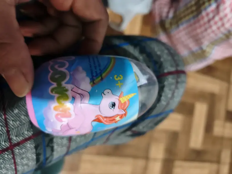 Juguetes de unicornio en cápsulas sorpresa - 4