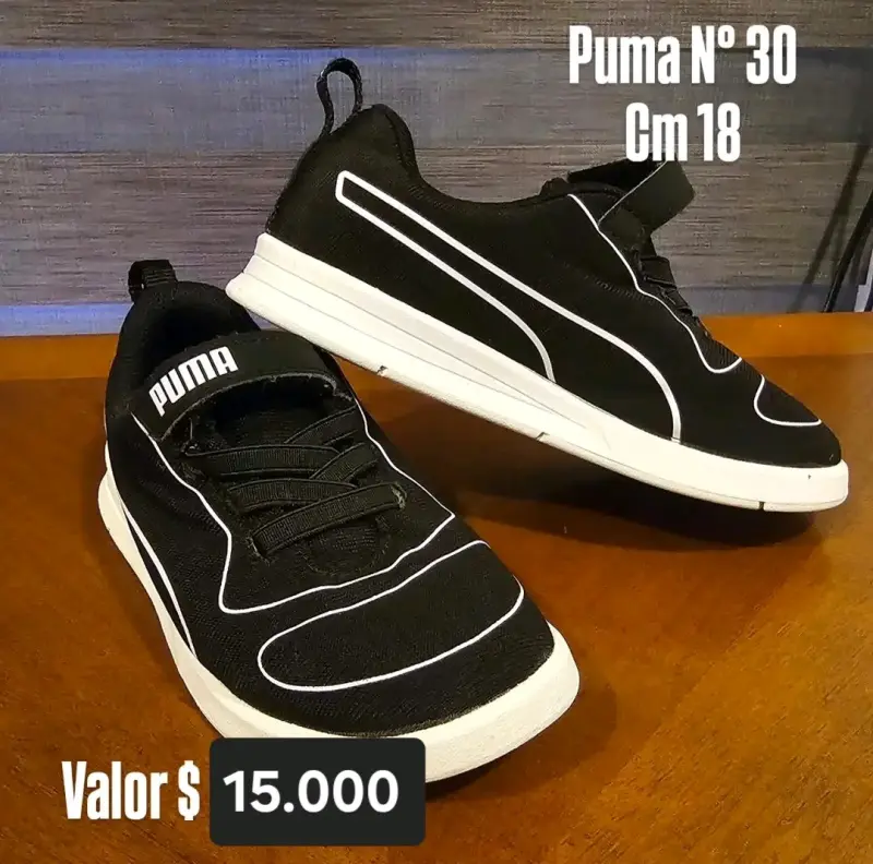 Zapatillas deportivas negras Puma talla 30