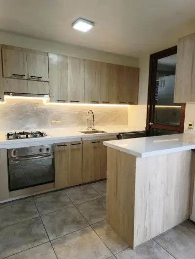 Muebles a medida cocinas y closet y más - miniatura 1