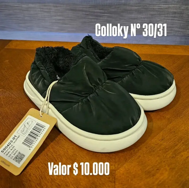 Pantuflas negras Colloky talla 30/31