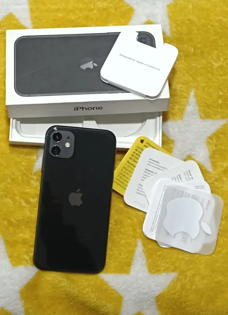 iPhone 11 impecabe con caja original. - 3