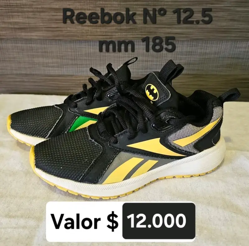 Zapatillas Reebok Batman para niños talla 12.5