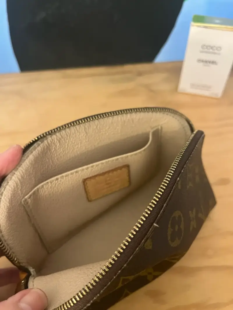 Neceser de cuero Louis Vuitton Monogram - 1