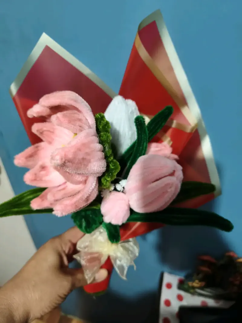 Ramo de flores artificiales de felpa en colores pastel - 6