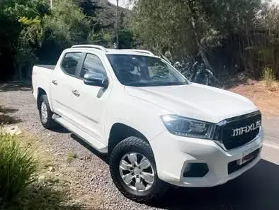 Camioneta Maxus T60 4x4 Blanca en Buen Estado - 1