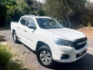Camioneta Maxus T60 4x4 Blanca en Buen Estado - miniatura 1
