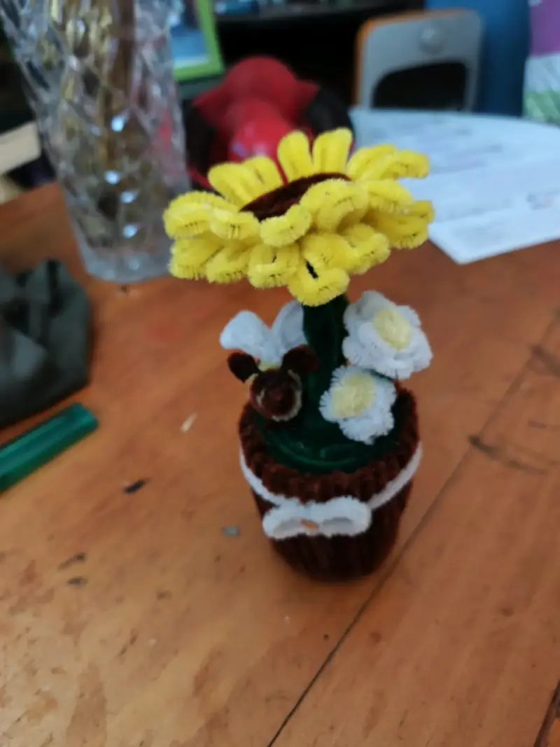 Decoración de flores de chenille en maceta - 2