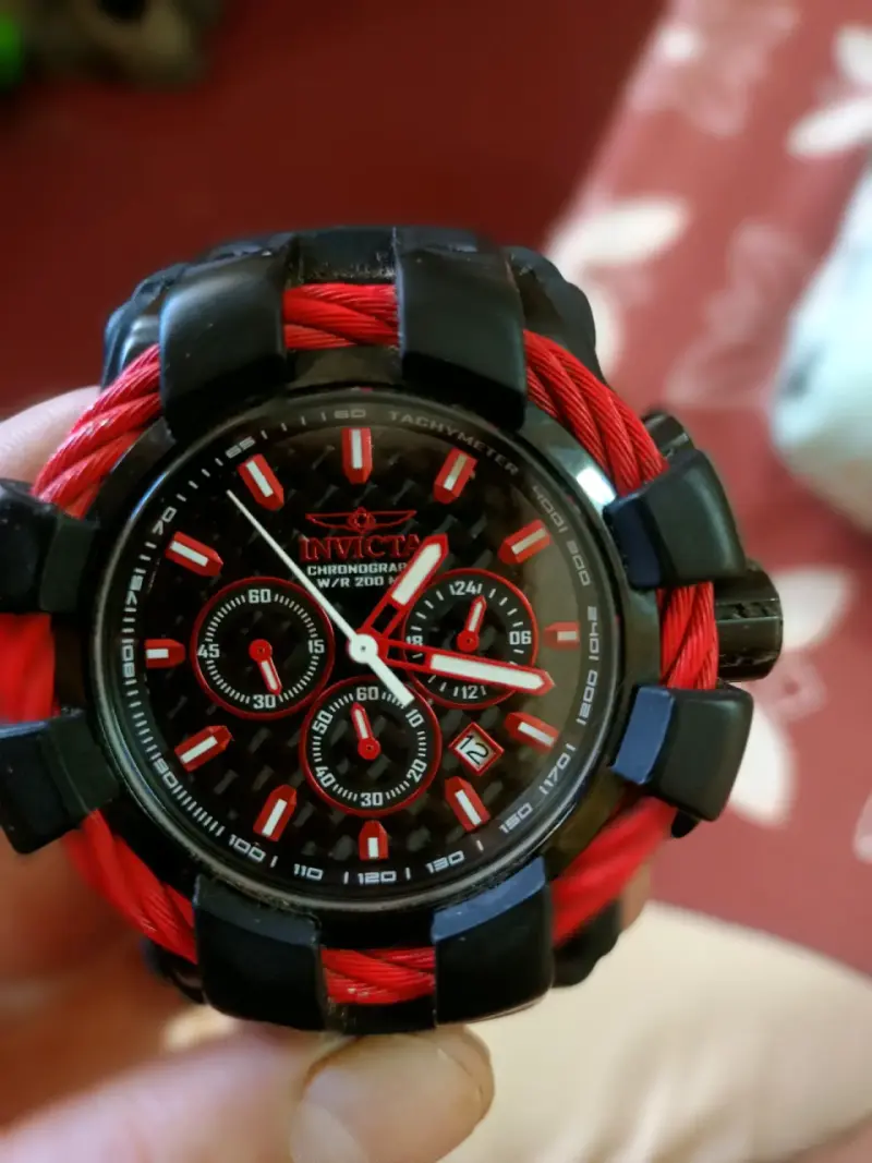 Reloj Invicta Bolt 23869 Negro y Rojo - 3