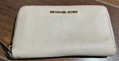 Billetera Michael Kors rosa con cierre, cuero - miniatura 1