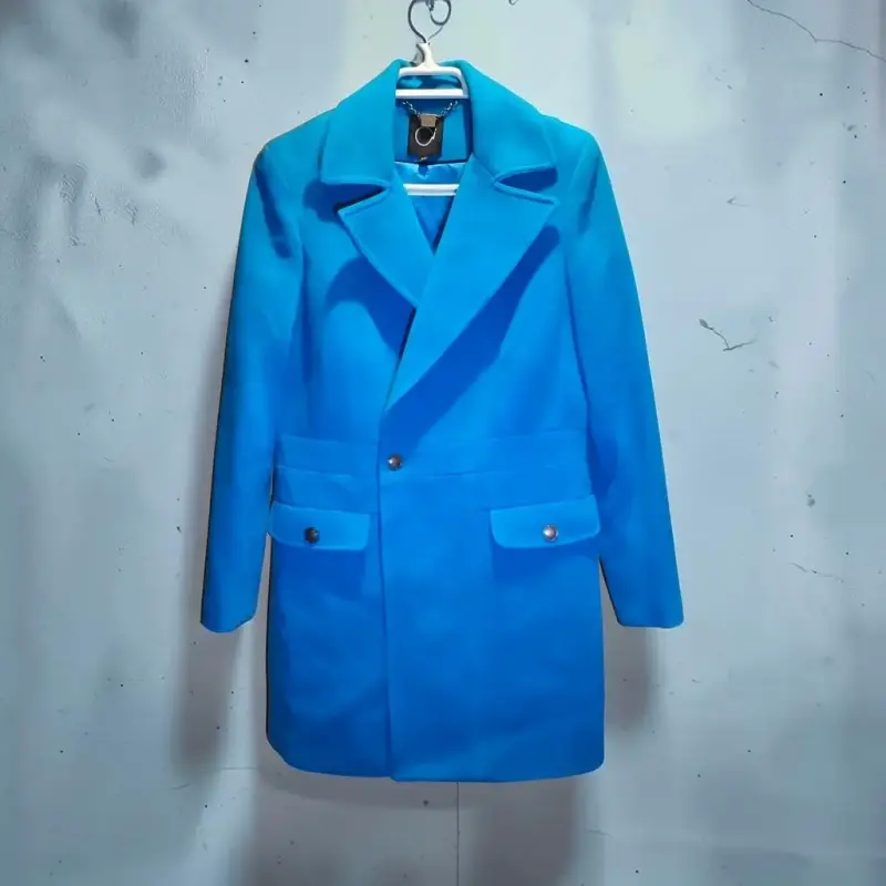 Abrigo iO talla 44 (M) - 1