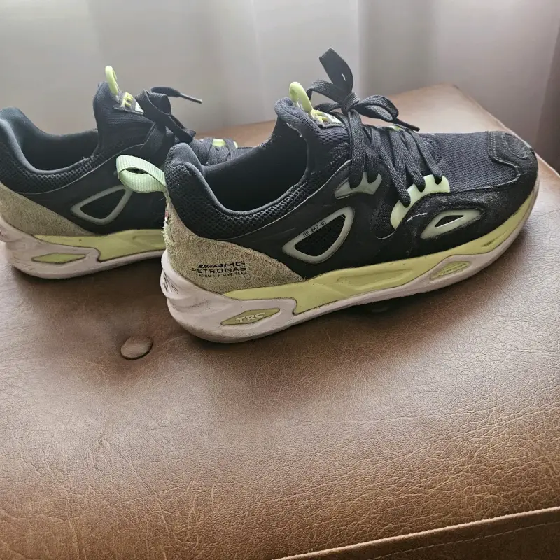 Zapatillas hombre número 42 negras y ver - 2