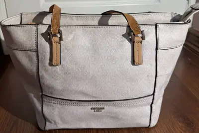 Bolso de mano Guess beige con asas marrones - miniatura 2