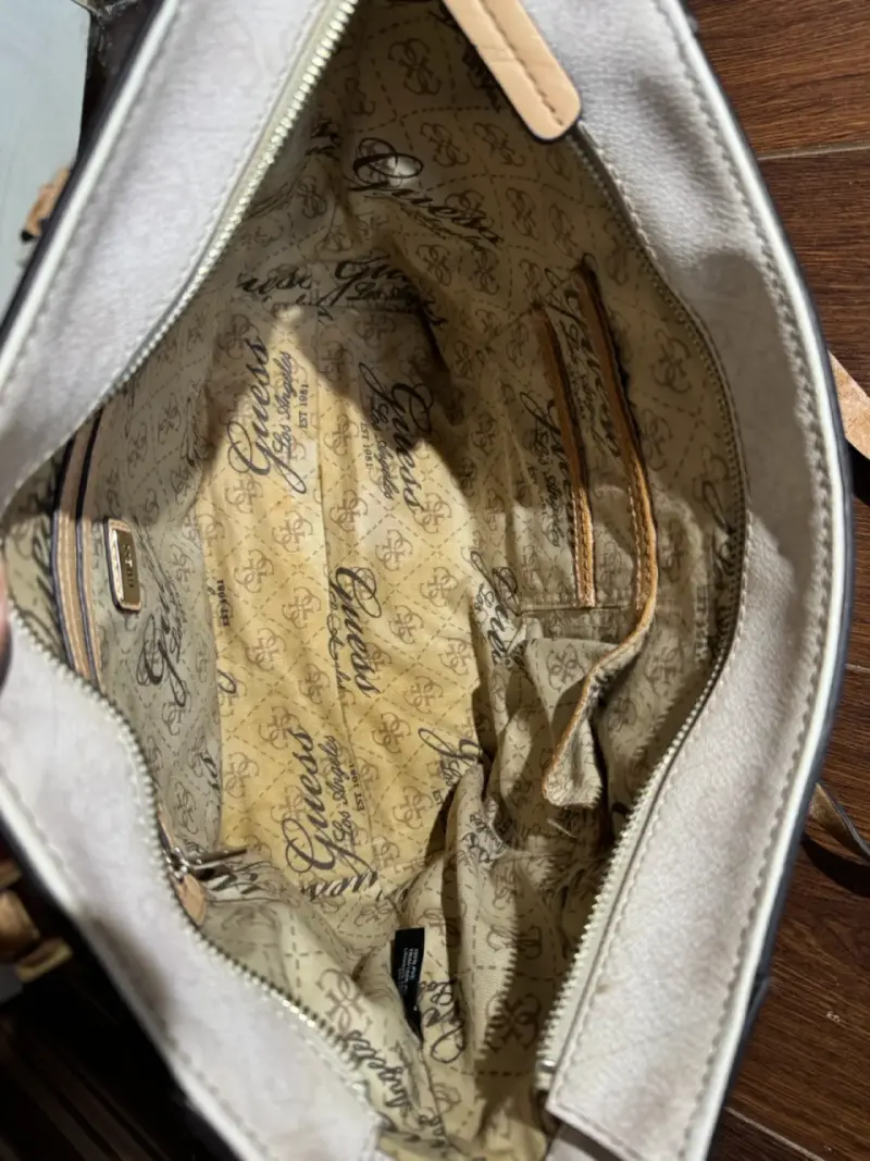 Bolso de mano Guess beige con asas marrones - 6
