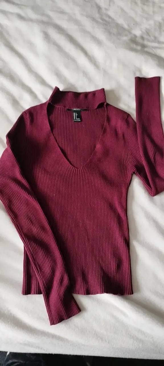 Suéter burdeos de canalé Forever 21 - 1