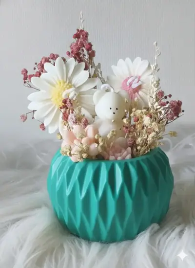 Arreglo Floral Decorativo con Oso y Flores Secas - miniatura 1