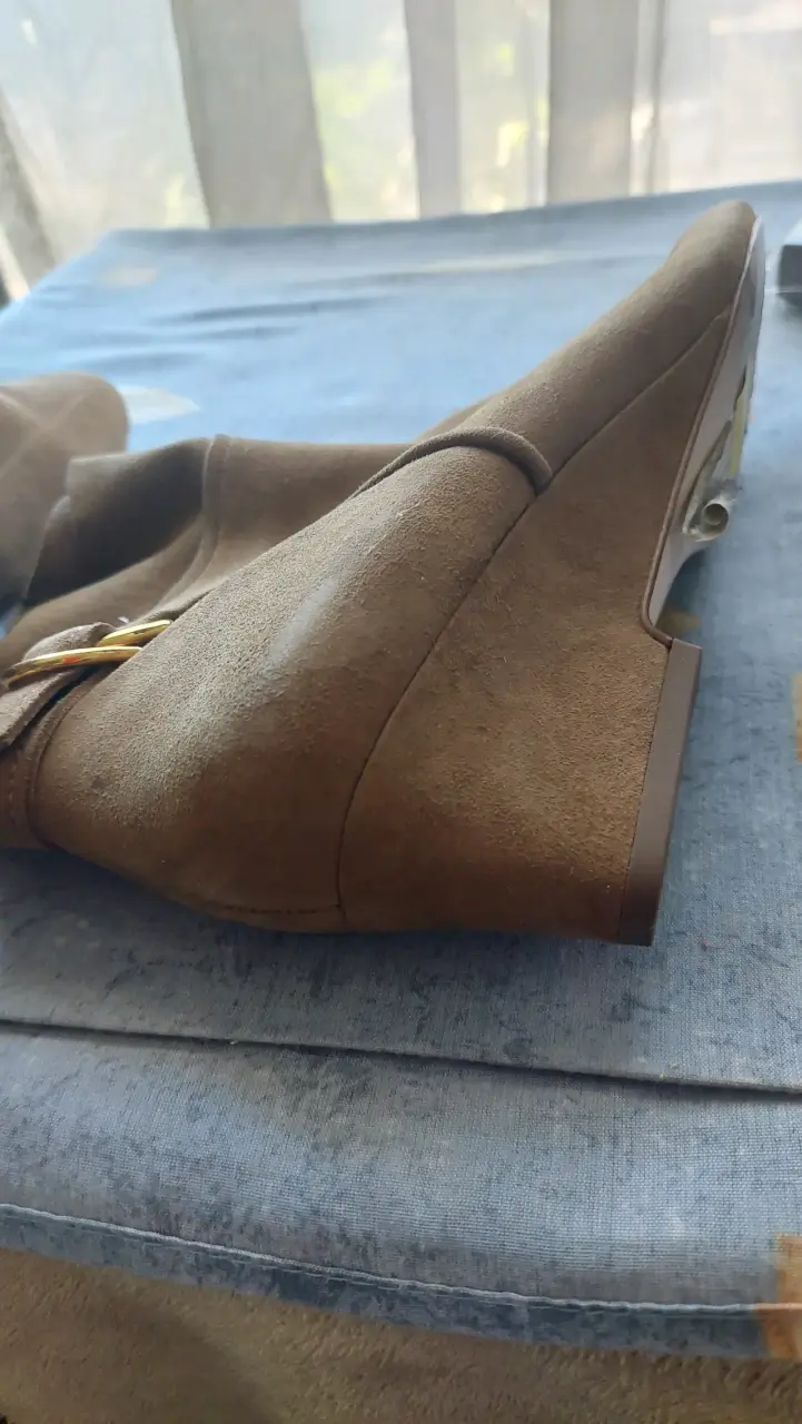 Zapatos de tacón marrón Cacharel en buen estado - 4