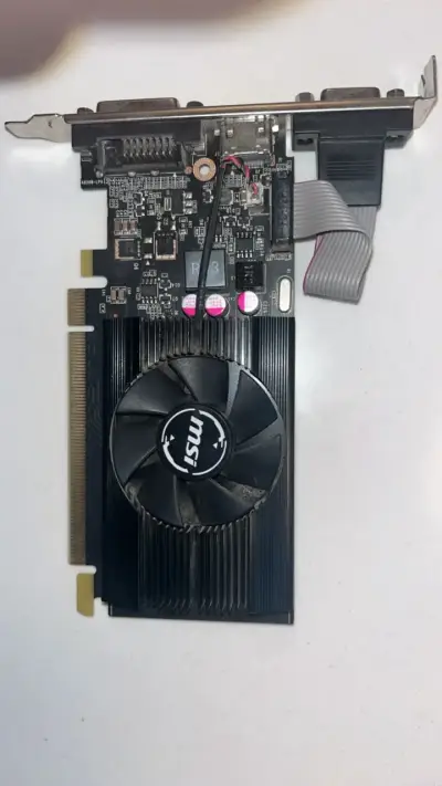 Tarjeta gráfica MSI GT 710 2GB - miniatura 1