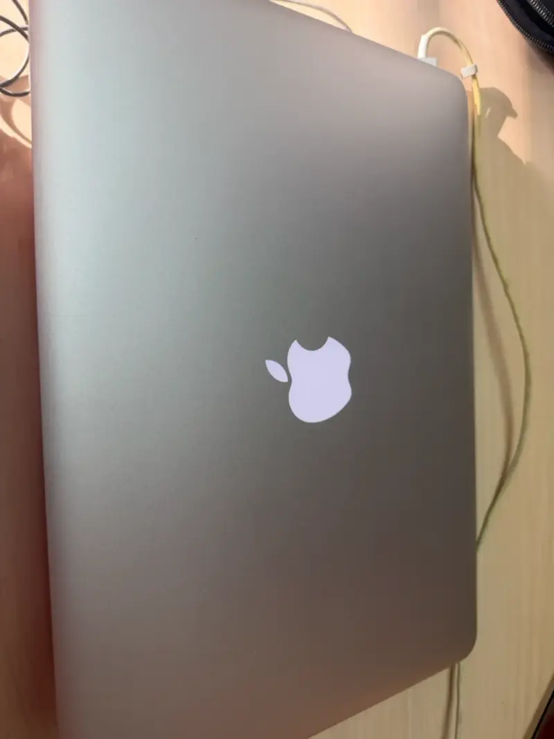 MacBook Air usado en buen estado - 3