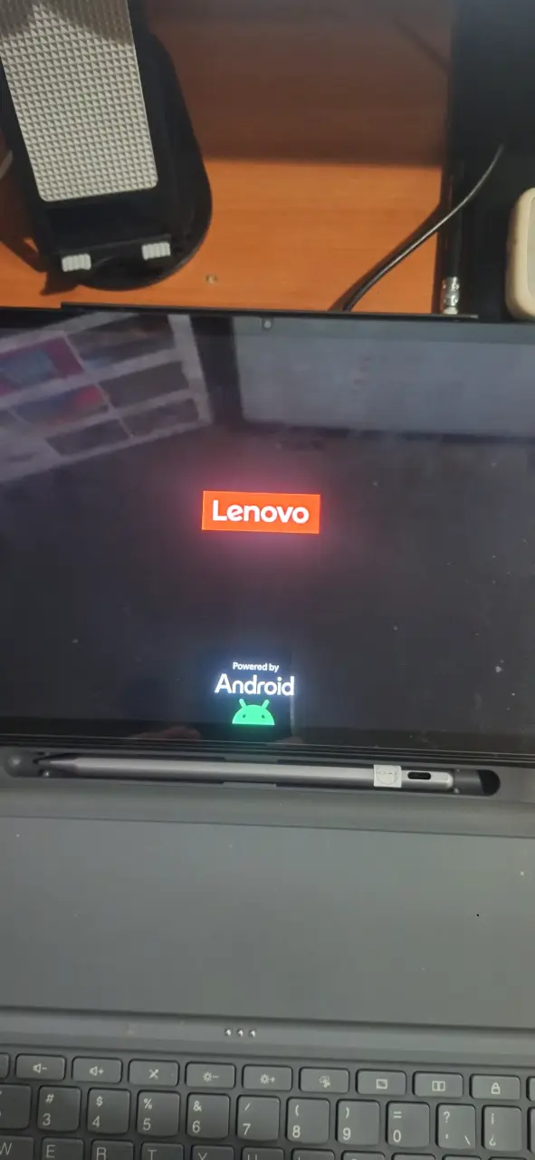 Tablet Lenovo Tab K11 con teclado - 3