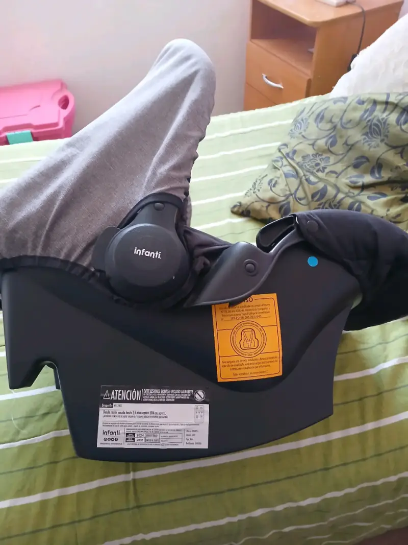 Coche de bebé Infanti con silla de auto - 3