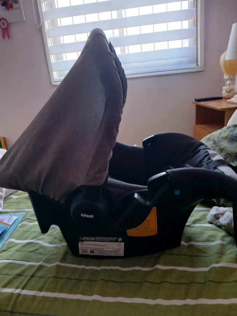 Coche de bebé Infanti con silla de auto - 4