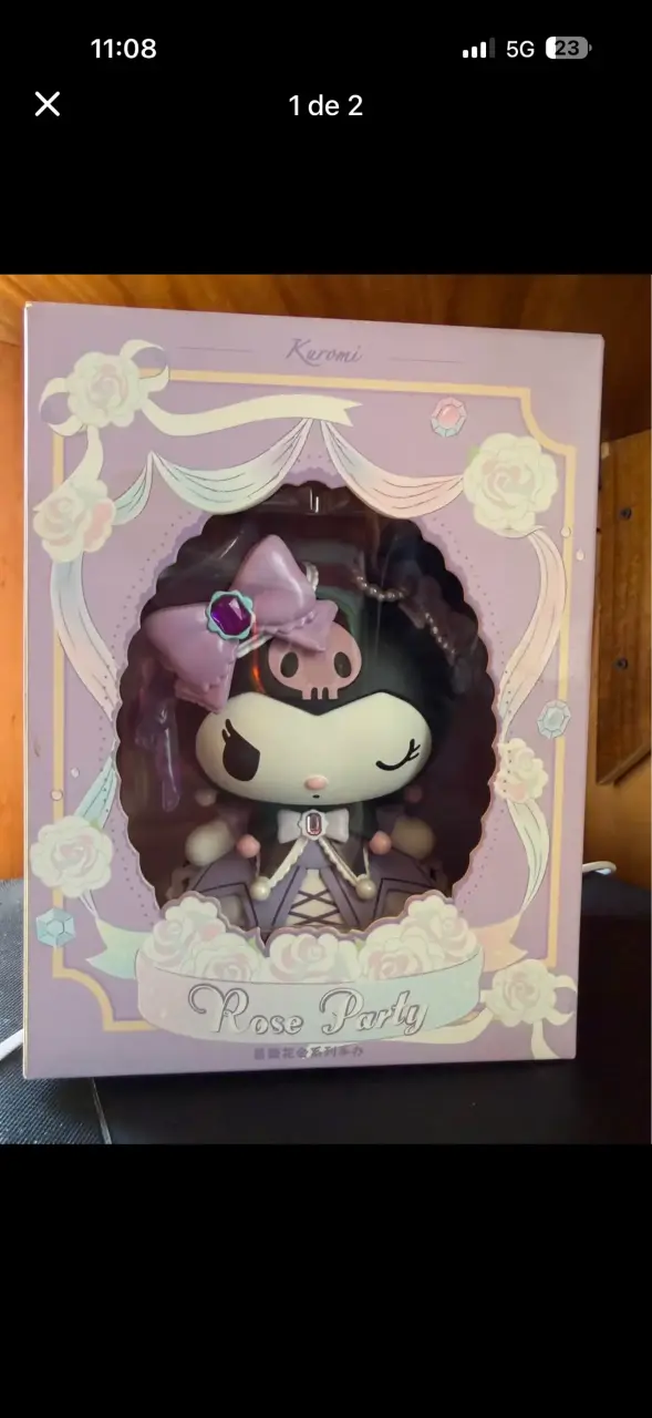 Figura de colección Kuromi Rose Party