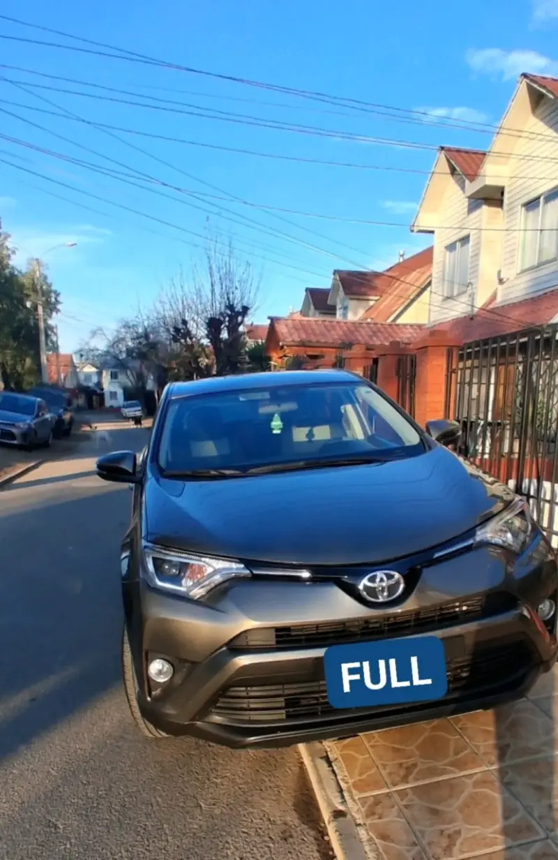 Toyota RAV4 2018 2.0 4x2 en excelente estado - 6