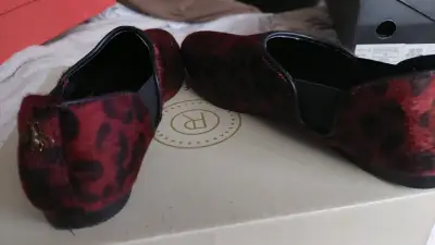 Zapatos planos Alaniz animal print rojo - miniatura 3