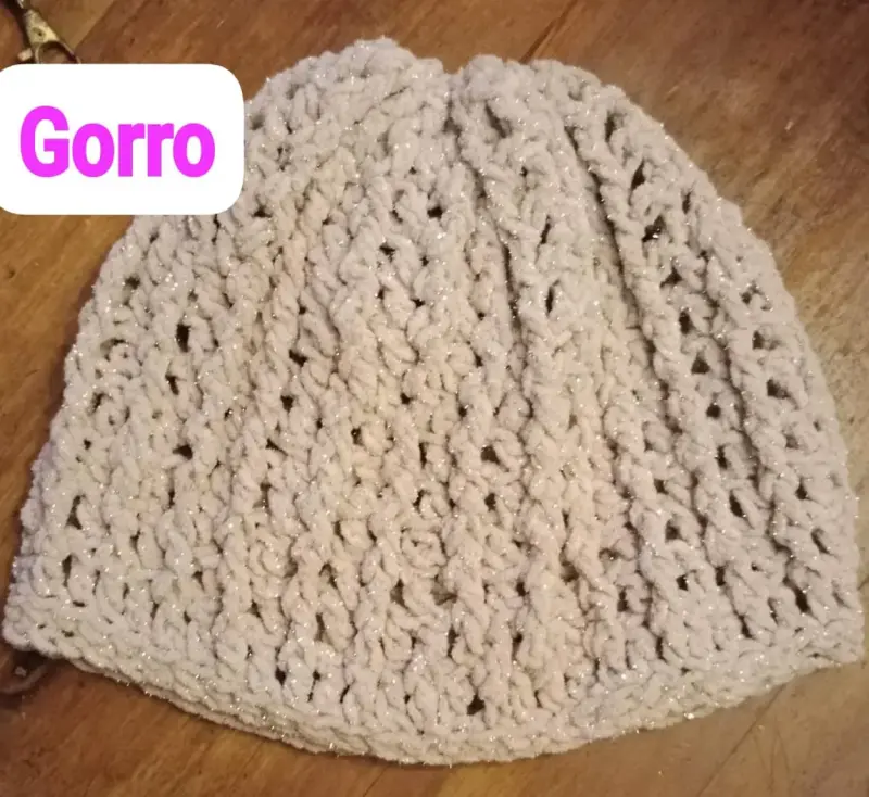 Set de invierno tejido a mano beige - 1
