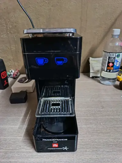 Cafetera  espresso FrancisFrancis para Illy Y3 neg - miniatura 3