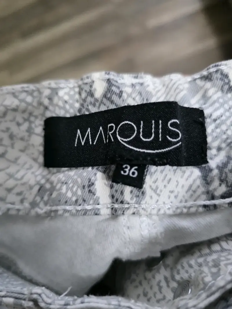 Pantalones pitillo estampado serpiente Marquis - 3