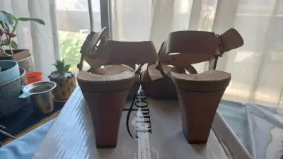 Sandalias de cuero marrón con tacón Pedro Miralles - miniatura 2