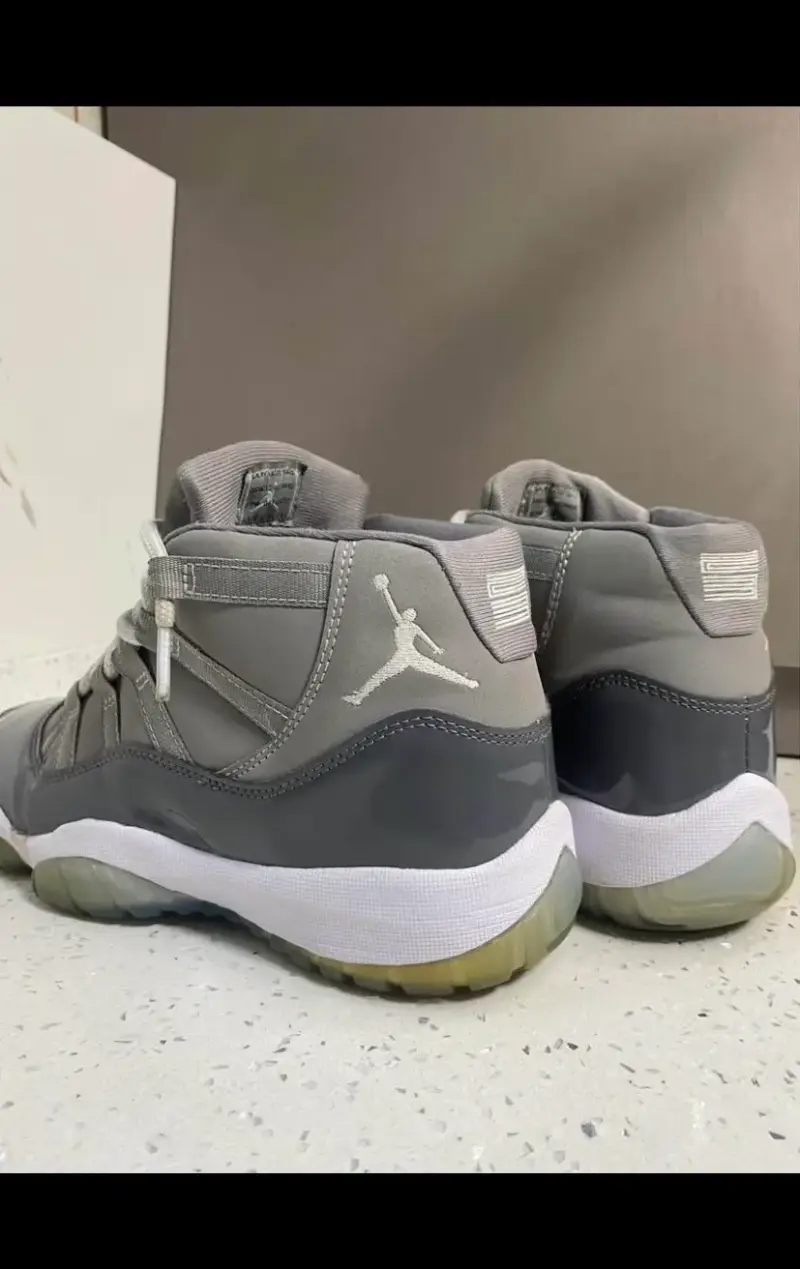 Jordan 11 Cool Grey - 5