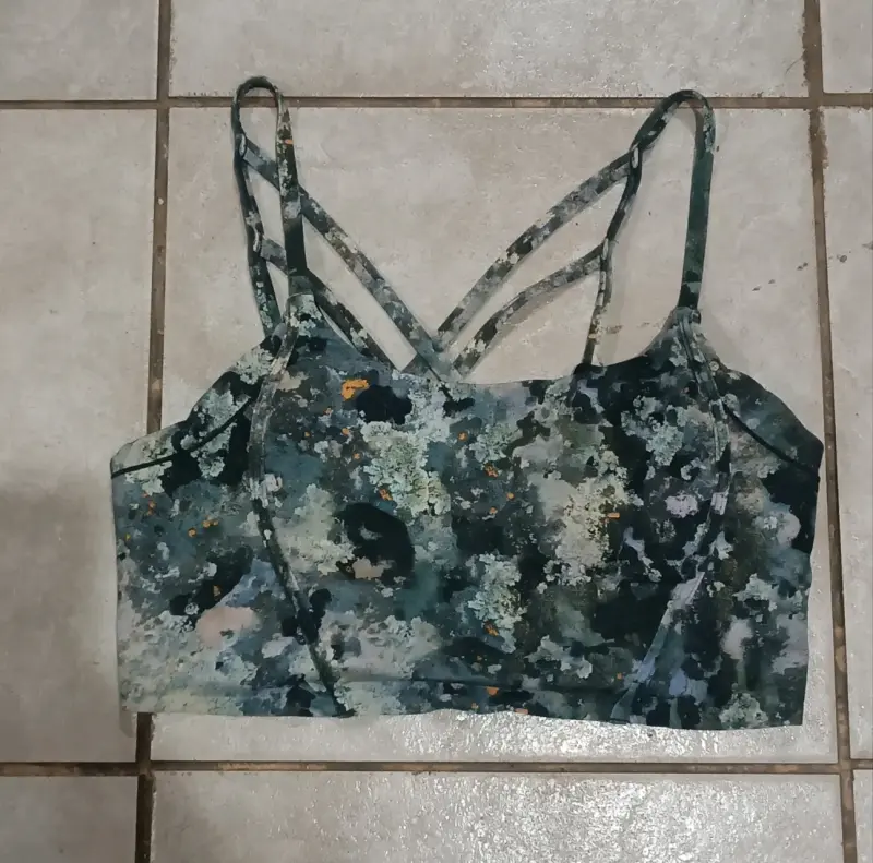 Top deportivo estampado camuflaje para mujer - 1