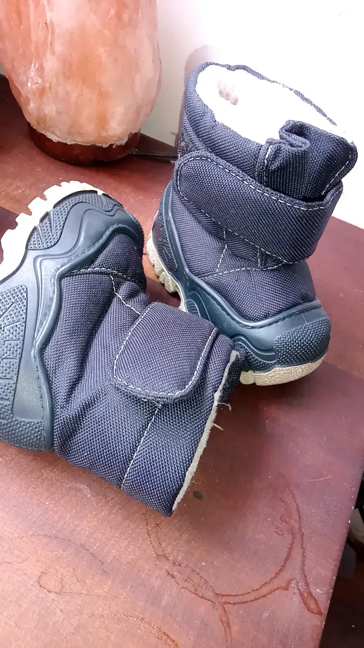 Botas de invierno para niños azul oscuro